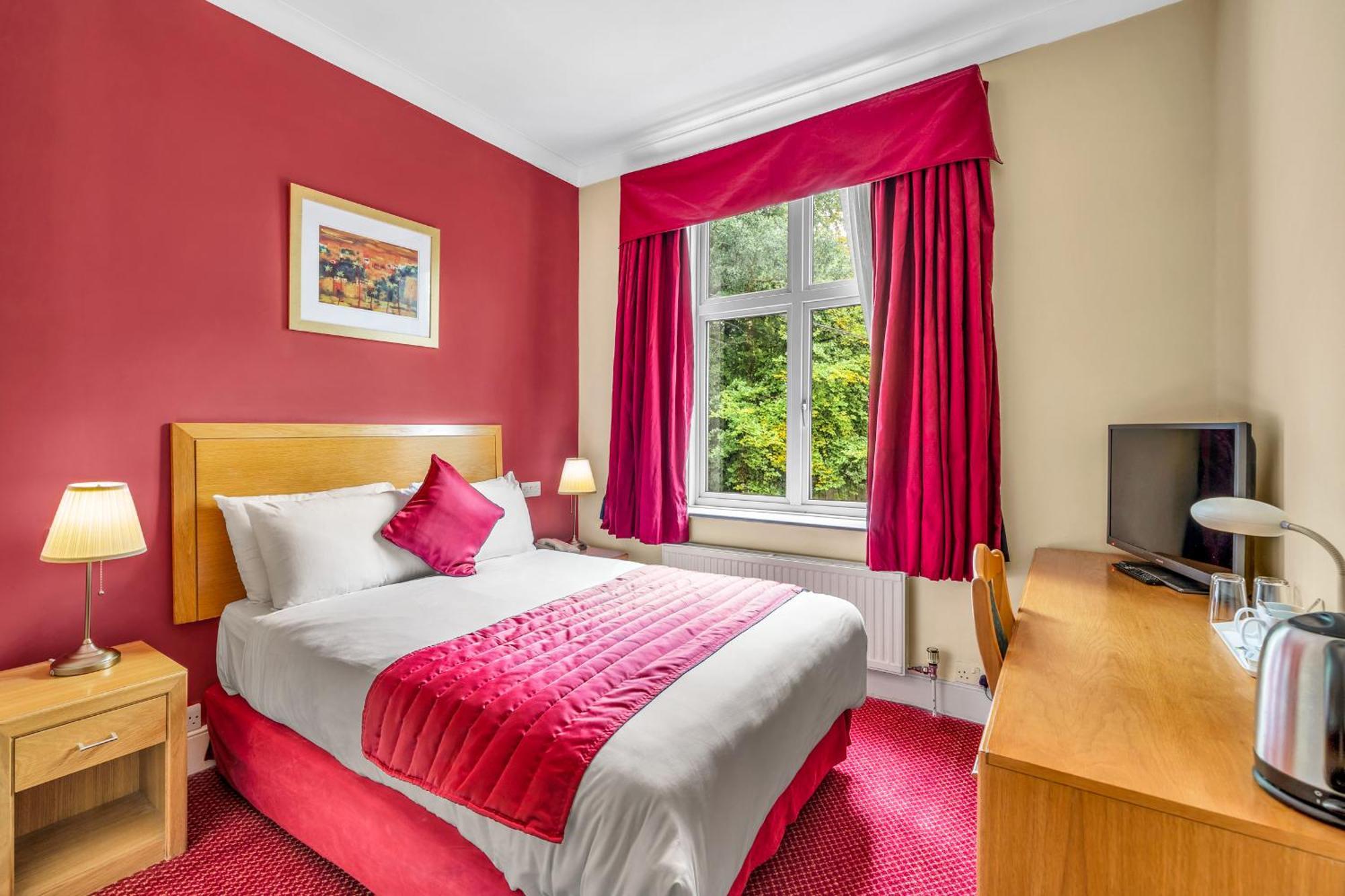 Dial House Hotel Crowthorne Extérieur photo